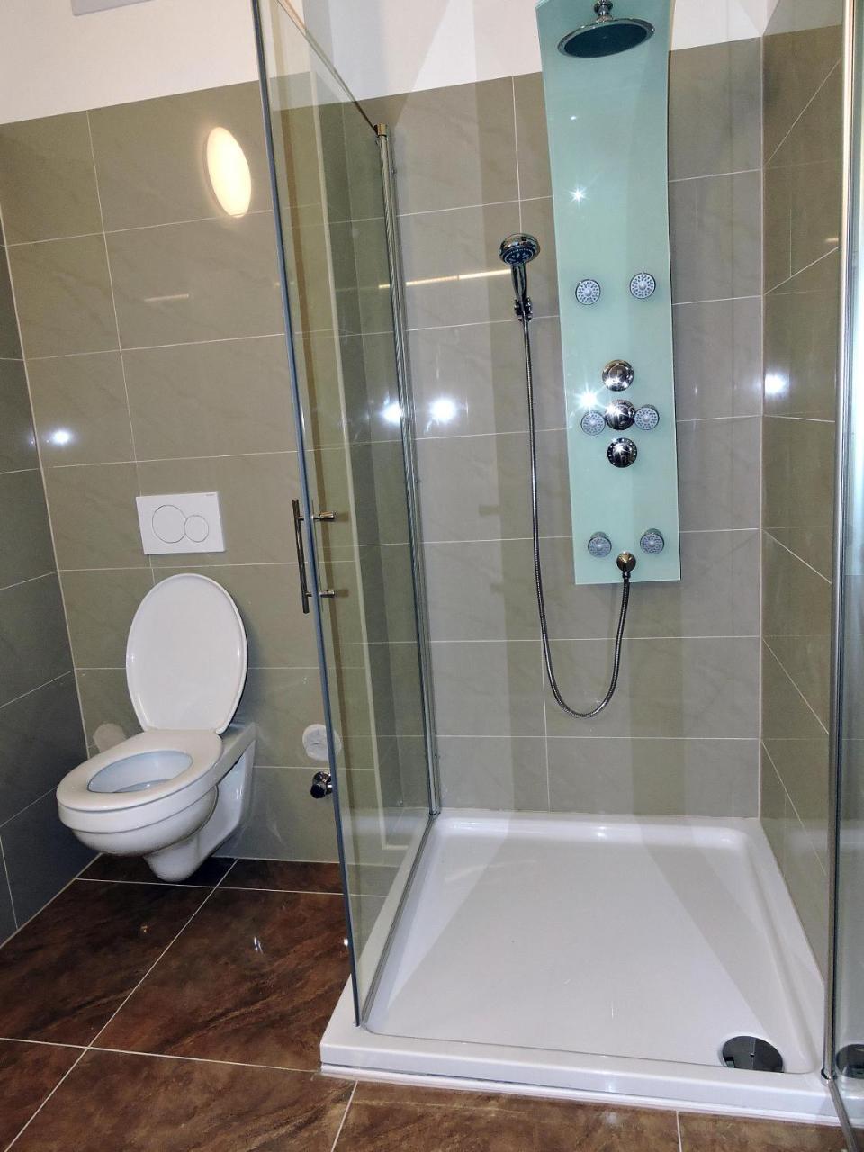 215 Apartment Wien 4-6 Pers 42M2 Klagenfurt am Woerthersee ภายนอก รูปภาพ