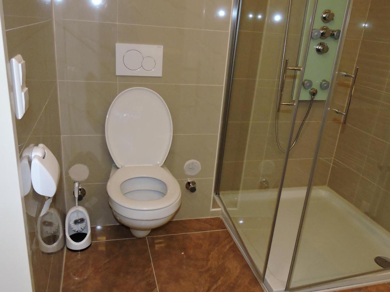 215 Apartment Wien 4-6 Pers 42M2 Klagenfurt am Woerthersee ภายนอก รูปภาพ